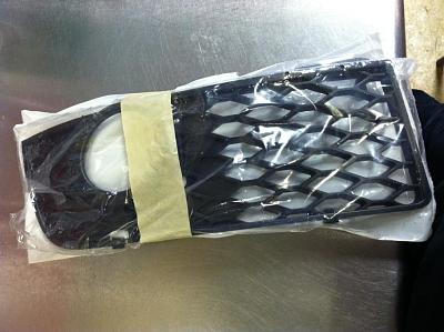 FS: New genuine B6 1.8 goodies, B5 B7-usp-fog-grilles.jpg