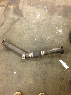 B5 A4 Neuspeed Downpipe and New Flex pipe-mujmbwc.jpg