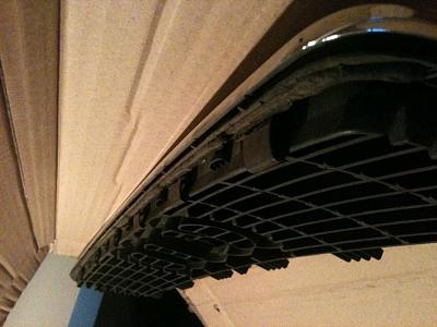 2001 B5 s4 grill with rings and emblem, good condition, grille-img_0625.jpg