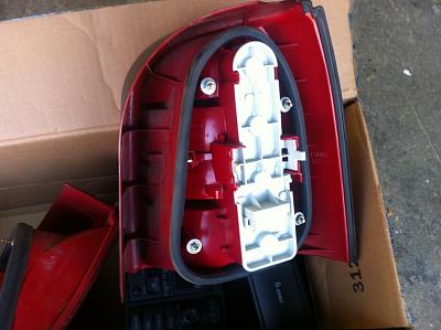 A4 avant tailight drivers side -backup-sept-24-275.jpg