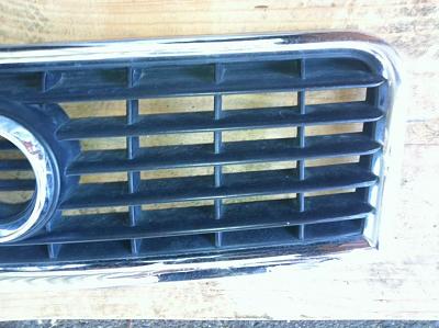 B6 A4 Hood Grill-grill2.jpg