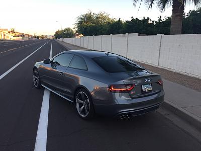 For Trade 2014 Audi S5 Tail Lights-img_9229.jpg