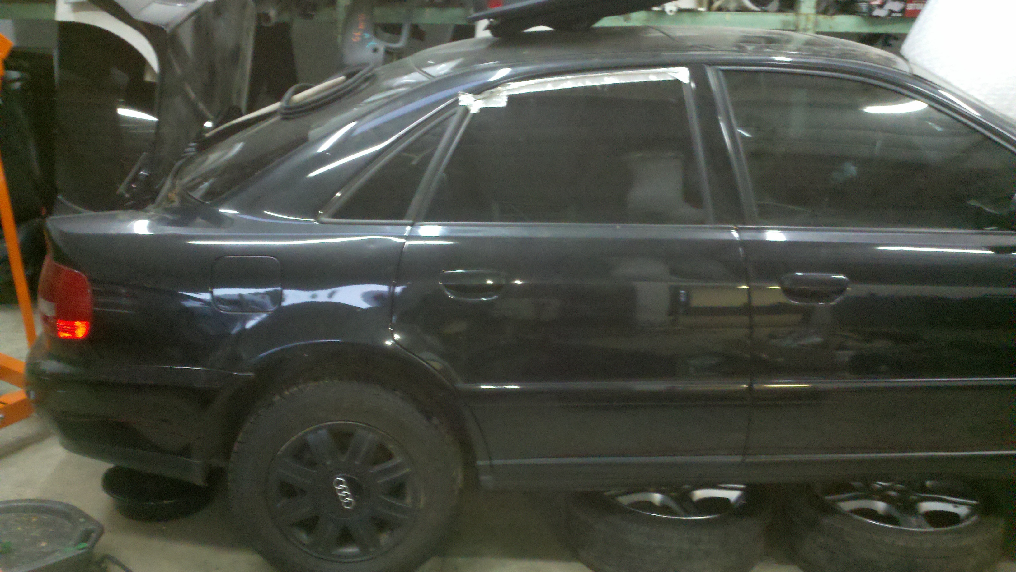 Name:  2011-06-15_20-28-10_77.jpg
Views: 135
Size:  1.67 MB