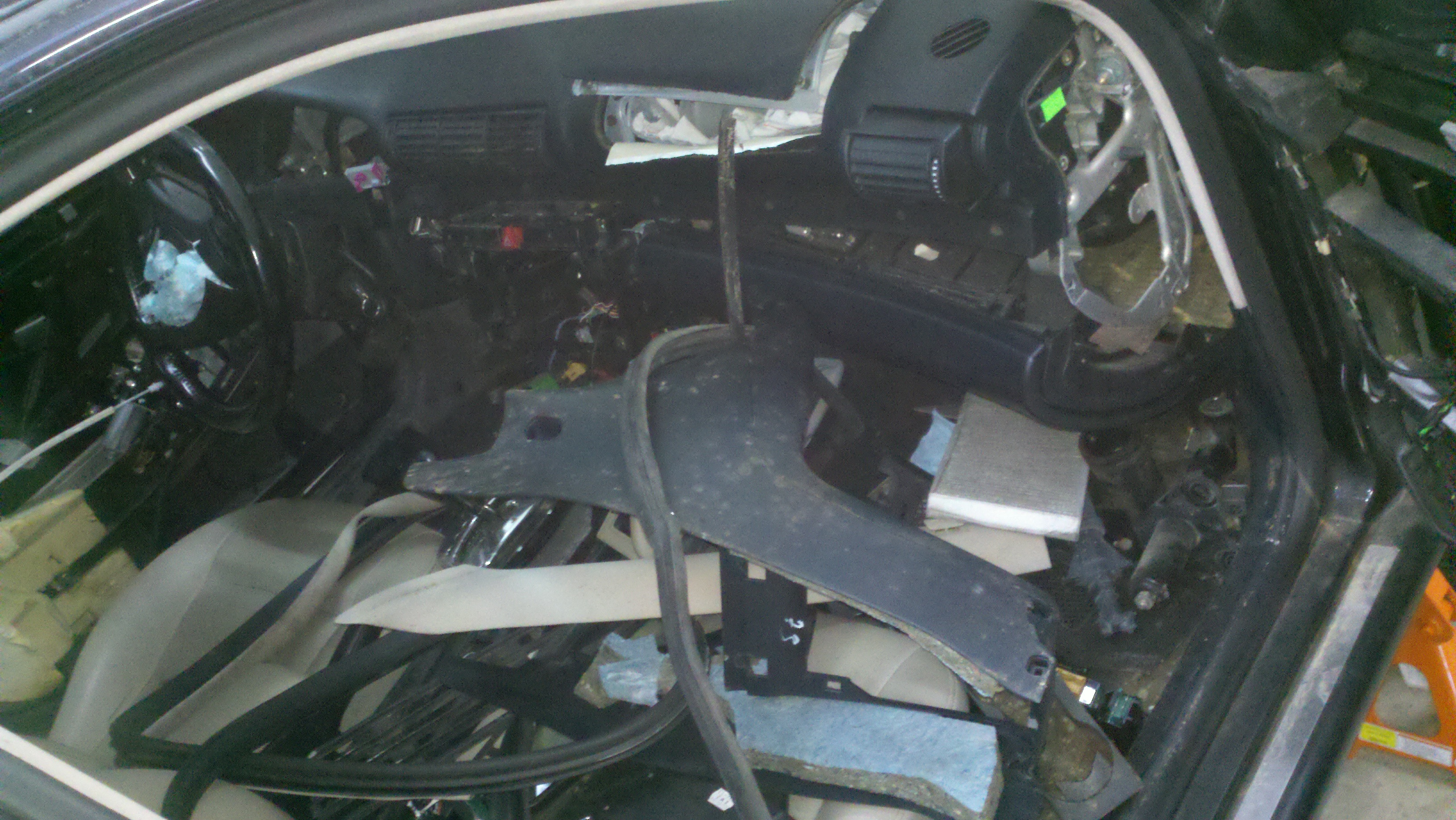 Name:  2011-06-15_20-28-44_999.jpg
Views: 130
Size:  1.89 MB