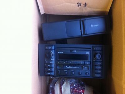 2000 factory radio with cd changer -backup-sept-24-271.jpg