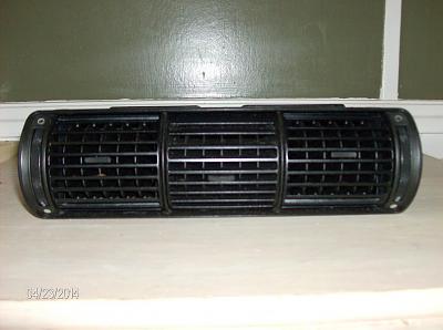 Audi A4 B5 Dash Vents, 3 pc. .00 / obo-hpim3063.jpg
