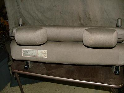 Audi A6 third row seat and mats-dscf4691.jpg