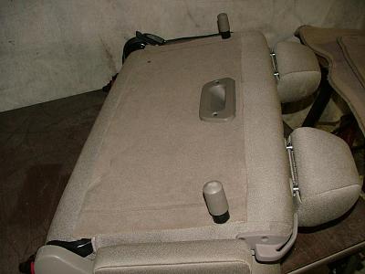 Audi A6 third row seat and mats-dscf4692.jpg