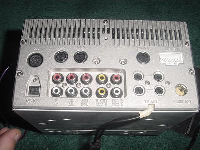 dvd/cd player and head rest dvd player-dsc00464.jpg