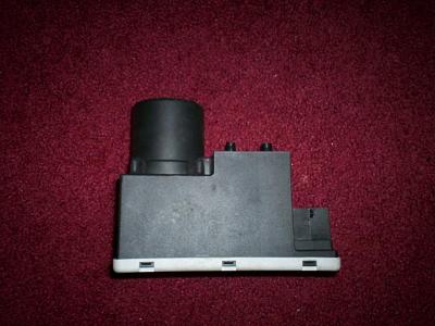 Central Locking Pump 8L0 862 257 N-lock-pump-002.jpg