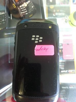 Brand new (UNLOCKED) blackberry curve 9360 with accesories-shit-sale-006.jpg
