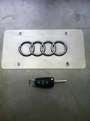 lic plate and key-audikey011.jpg