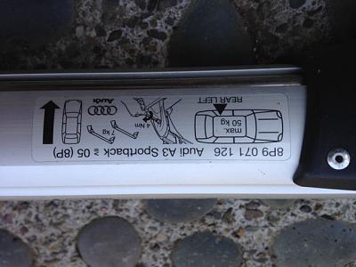 A3 OEM Roof Rack Crossbar-roof2.jpg