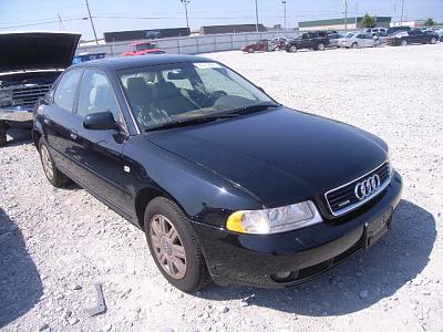 2000 audi a4 hit in rear-8279_01.jpg