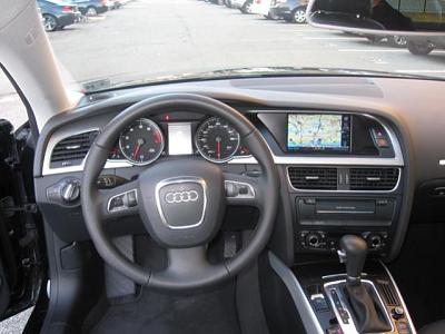 2010 Audi A5 2.0T Coupe-2010_a5_3_.jpg