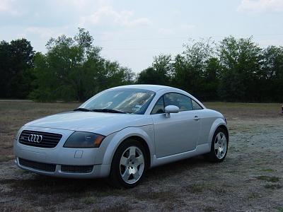 2001 Audi tt Quattro 225 Coupe-2013-farm-038.jpg