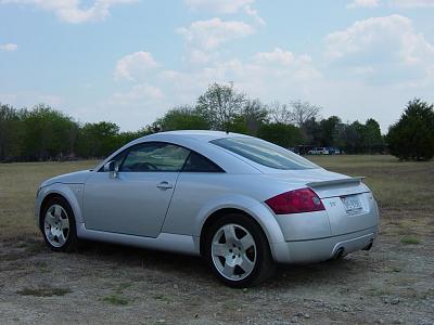 2001 Audi tt Quattro 225 Coupe-2013-farm-039.jpg