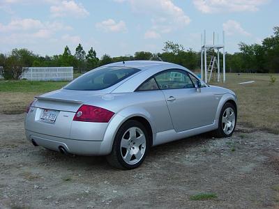 2001 Audi tt Quattro 225 Coupe-2013-farm-037.jpg