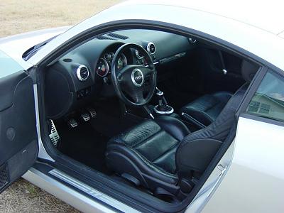 2001 Audi tt Quattro 225 Coupe-2013-farm-040.jpg