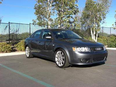 04 A4 Ultra Sport, Quattro, Dolphin Grey ext./ Black int. w Silver Carbon Fiber Trim-12.jpg