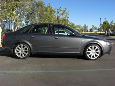 04 A4 Ultra Sport, Quattro, Dolphin Grey ext./ Black int. w Silver Carbon Fiber Trim-13.jpg