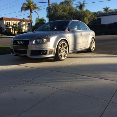 Audi RS4 For Sale-front-corner.jpg