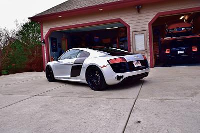 FS: 2010 R8 5.2 V10 in Milwaukee. Delivery Available-1270a.jpg