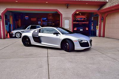 FS: 2010 R8 5.2 V10 in Milwaukee. Delivery Available-1279a.jpg
