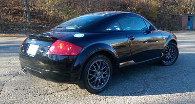2002 Audi TT 1.8T Coupe Blk/Blk Manual-03-rear-quarter-crop-noplate.jpg