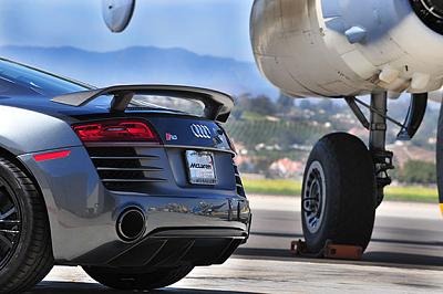 2015 Audi R8 V10 Competition 28XX miles-r8-qtr-rear.jpg