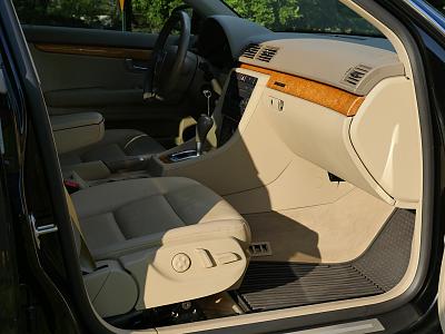 2005.5 Audi A4 Sedan 3.2 Quattro black v6 255hp ultra-well maintained ultra-low miles-12.jpg