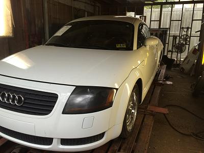2002 Audi TT Quattro 225 --- 50 --- Brilliant White 59k Miles *REAR-ENDED*-img_1277.jpg