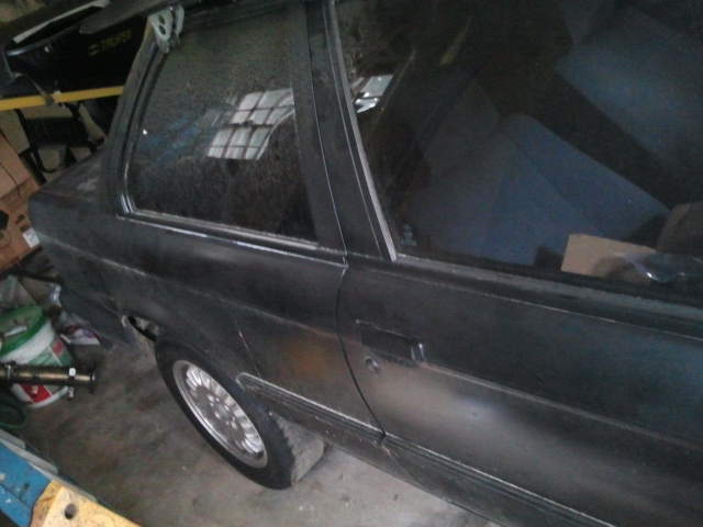 Name:  e30srsellsideofcar.jpg
Views: 412
Size:  97.7 KB