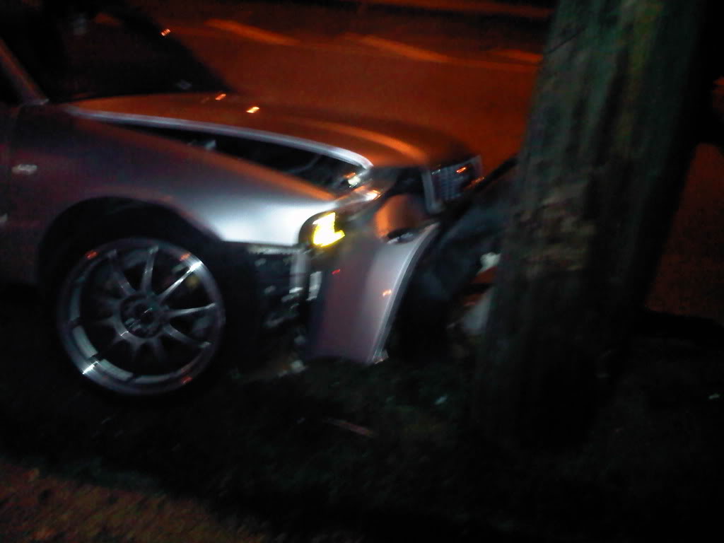 Name:  IMG01427-20110925-0122.jpg
Views: 301
Size:  48.6 KB