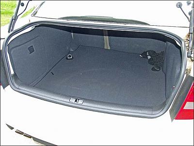 Audi Quattro, 2000 A4 2.8L, Automatic, white/grey, 56K.-dscf0247s.jpg