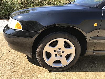 '98 A4 2.8L quattro Tiptronic Black on Black-12.jpg