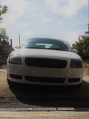 2002 Audi TT 225hp  6 speed White/Black-front.jpg