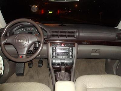 2000 A4 Cheap!!-interior-1.jpg