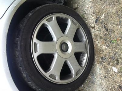 Looking for some 17" wheels for D2 A8-s8-wheel-2.jpg