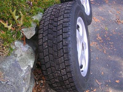 A4 snow tires/wheels for sale-a4-snow-tires-003.jpg