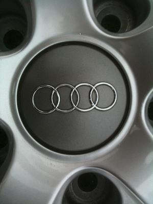 20" Audi Q7 Rims with Pirelli Tires (Brand New)-8.jpg