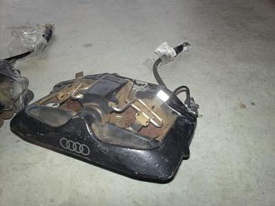 Audi B5 S4 brake calipers - 0 (North Fort Worth, TX)-100_0116.jpg