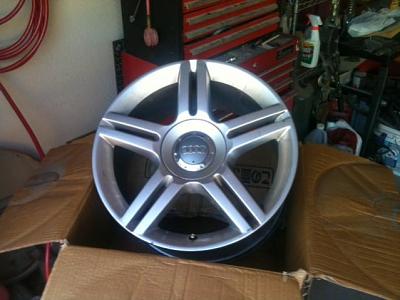 4 factory 17" Wheels from 2007 A4 Quatro-wheel-2.jpg