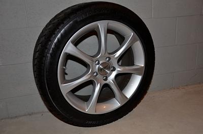 Like New - Blizzak LM-60 245/45 R18 Winter Tires mounted on Sport Edition A7 Wheels-dsc_3613.jpg