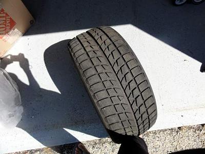 Blizzak 255/35 R19 (Set of 4) - 0-dsc01771.jpg