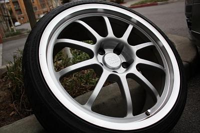 Neuspeed Forged RS10 19x8.5 ET35 Silver 235-35 tires-2012.02.11-005.jpg