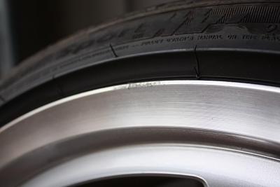 Neuspeed Forged RS10 19x8.5 ET35 Silver 235-35 tires-2012.02.11-012.jpg