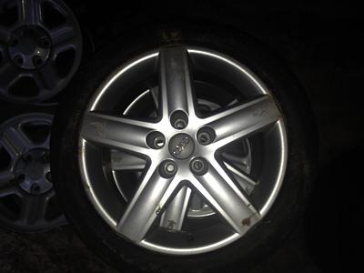 Set of stock Audi A4 wheels silver-photo-2.jpg