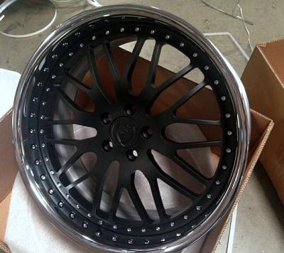 FS: BRAND NEW 20'' ICONZ 960zr Matte Black Chrome Lip 3pc-960zr_1a_.jpg