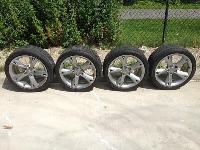 a5 19" Y-Spoke wheels/Tires-1.jpg